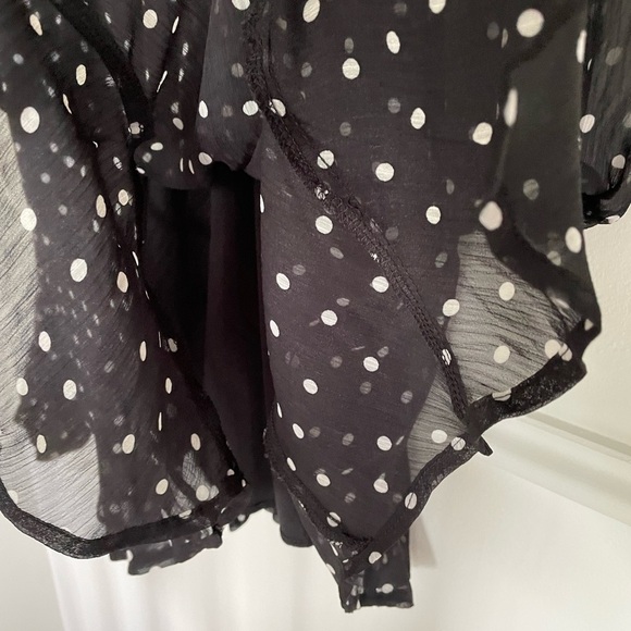Alter’d State Polka Dot White Black Long Sleeve Ruffle Dresss Sz Medium - Picture 8 of 8